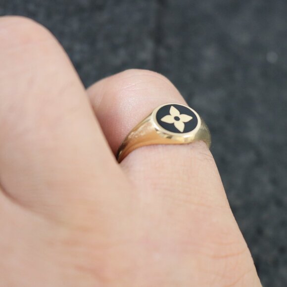 18K Solid Gold Ring โ Custom Floral LV-Inspired Design (3g, Handmade, Not LV) - Picture 5 of 5